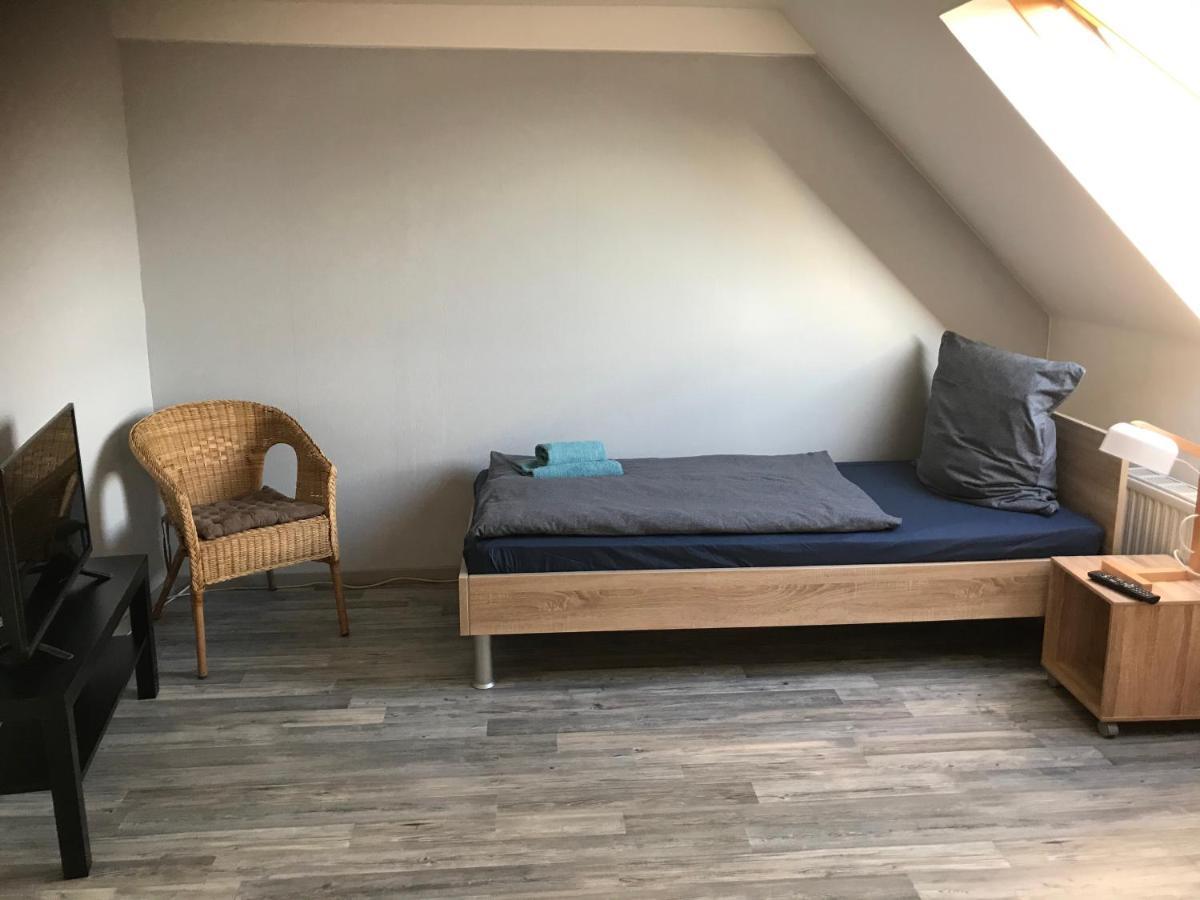 Monteur - Privat Zimmer Langerwehe Geich Экстерьер фото