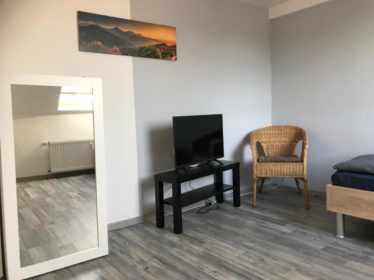 Monteur - Privat Zimmer Langerwehe Geich Экстерьер фото